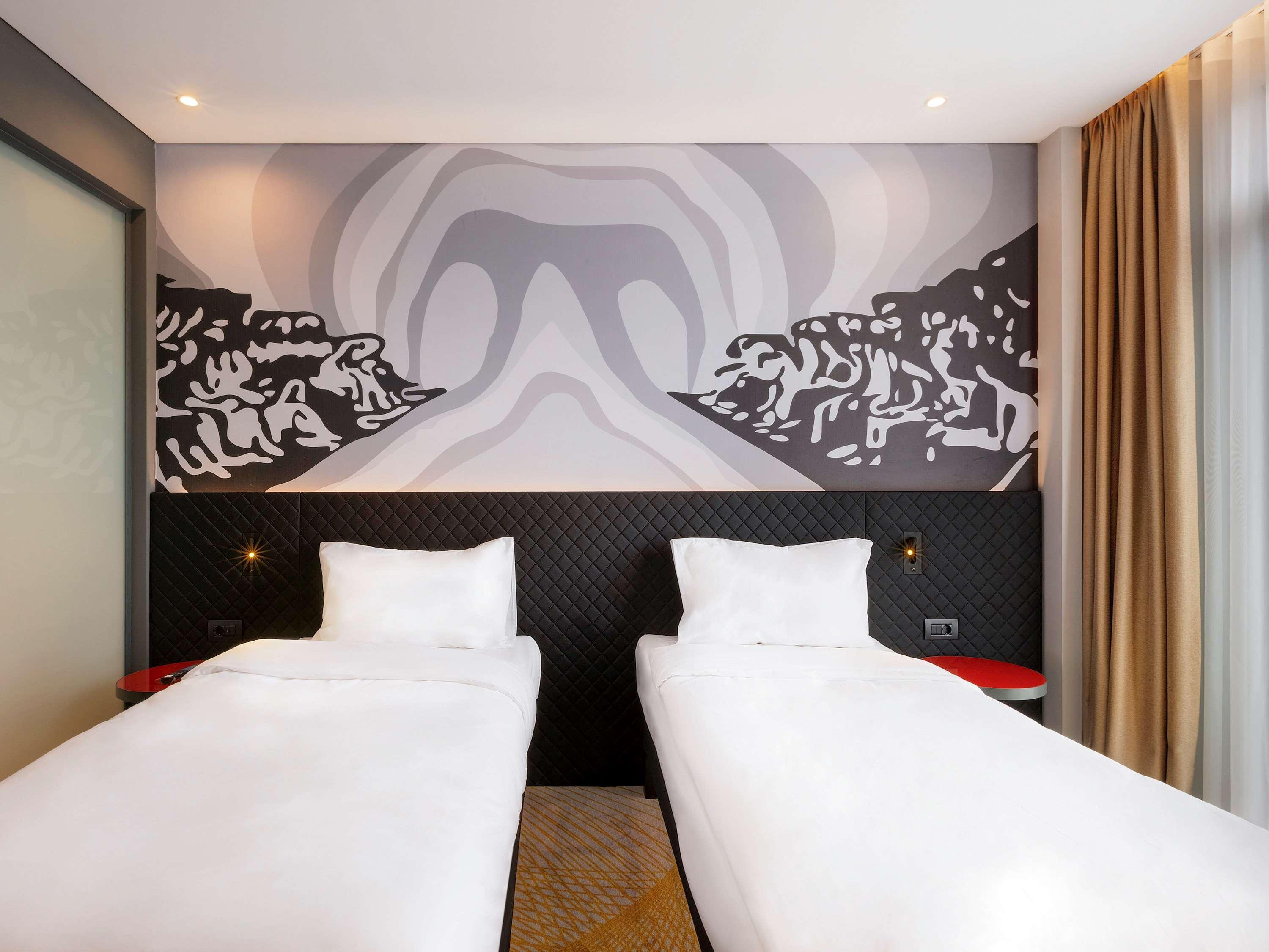 Ibis Styles Istanbul Merter Istambul Exterior foto A room at the hotel