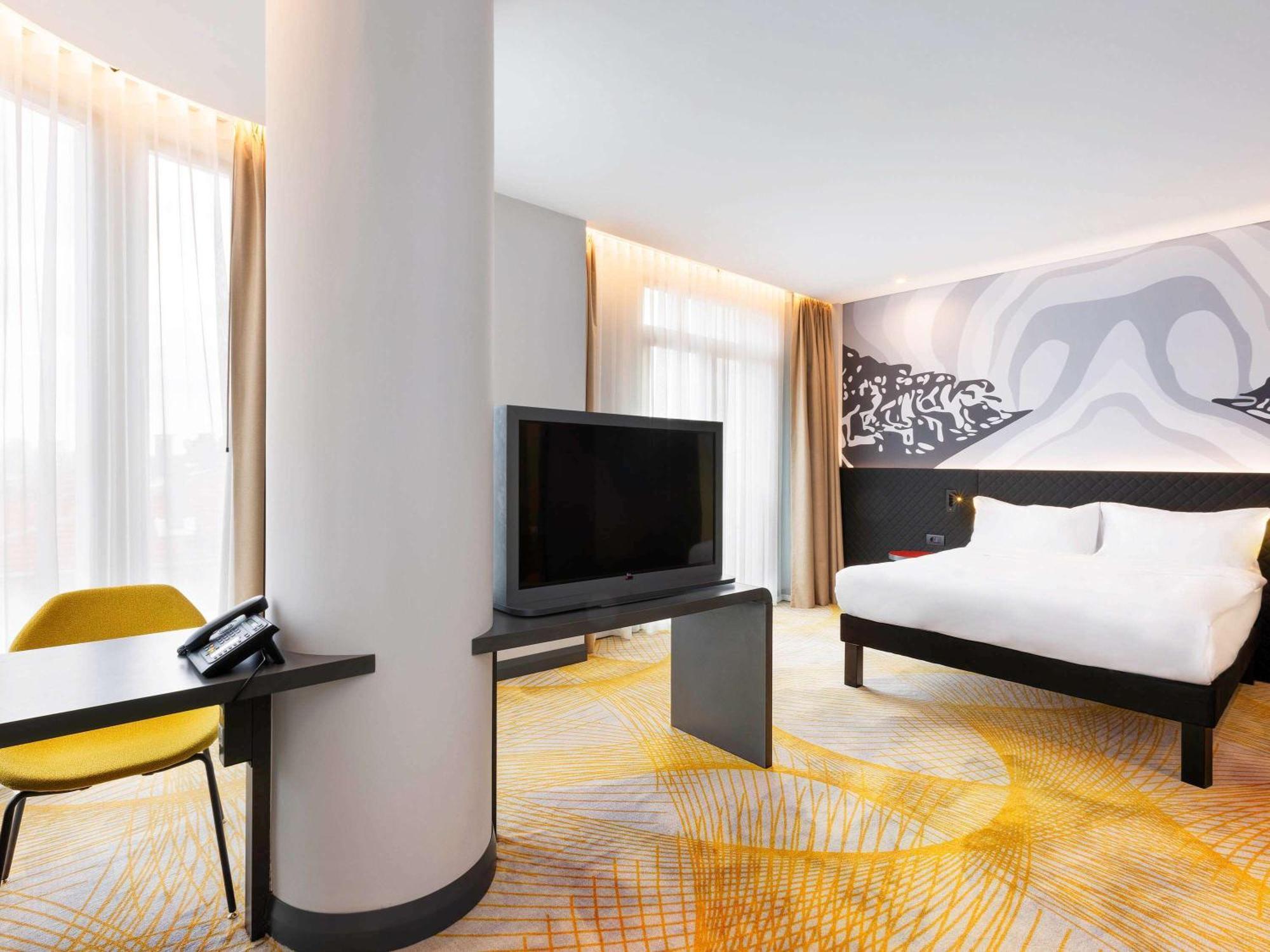 Ibis Styles Istanbul Merter Istambul Exterior foto A room at the hotel