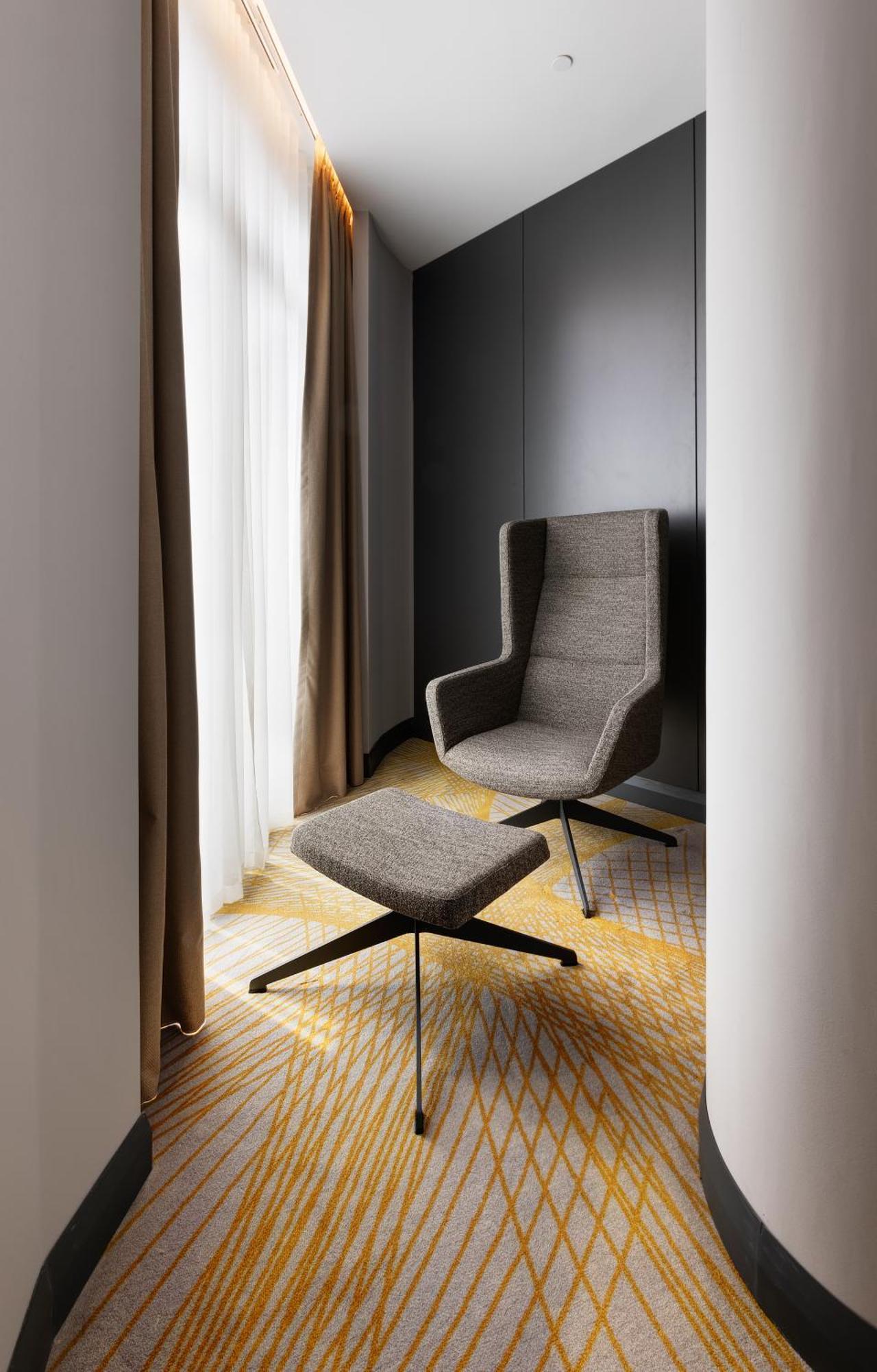 Ibis Styles Istanbul Merter Istambul Quarto foto Armchair and ottoman